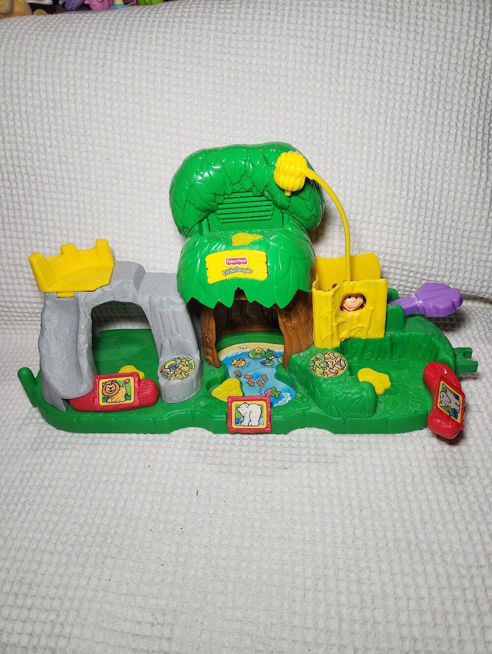 Fisher-Price Little People Animal Sounds Zoo playset
